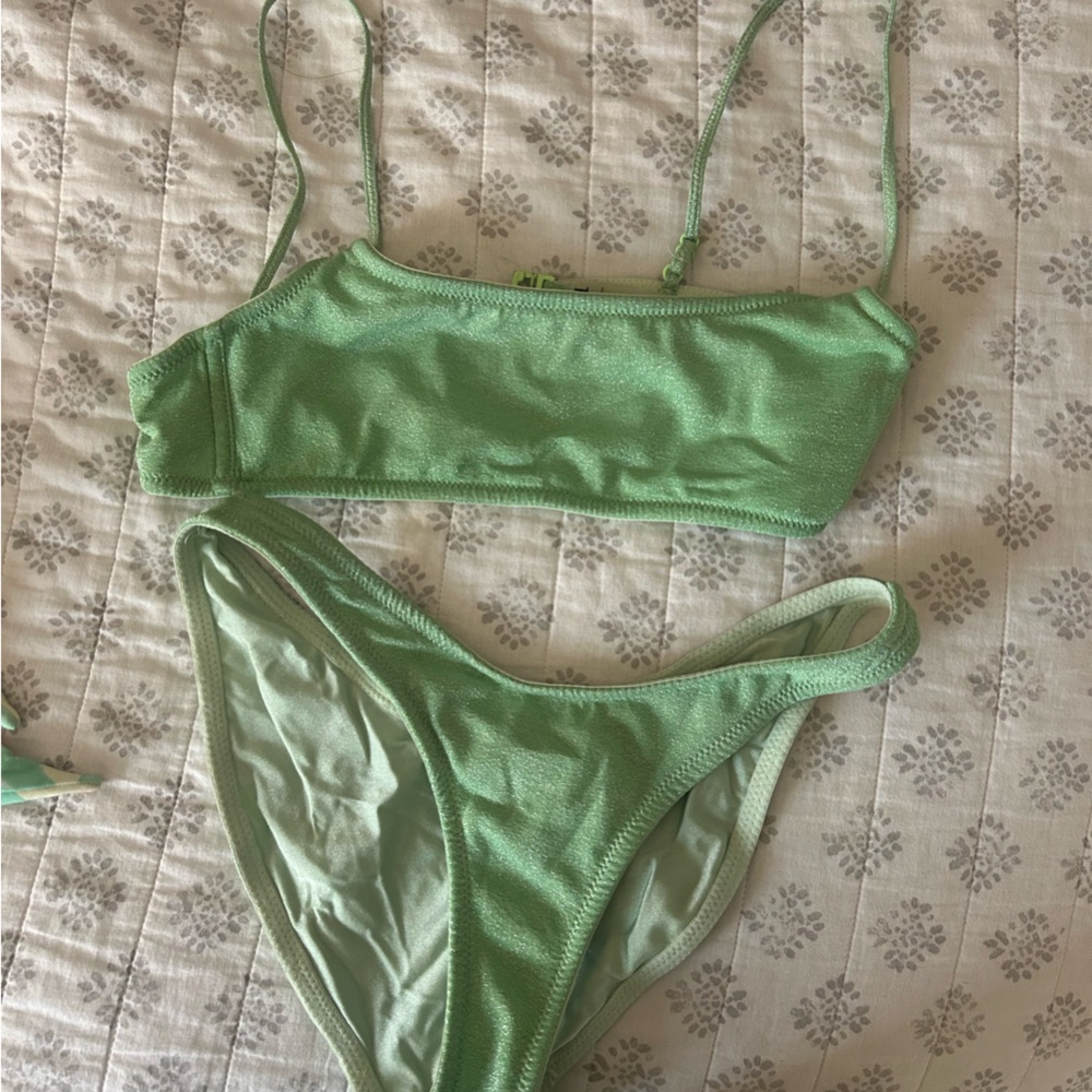 Triangl Mica green set